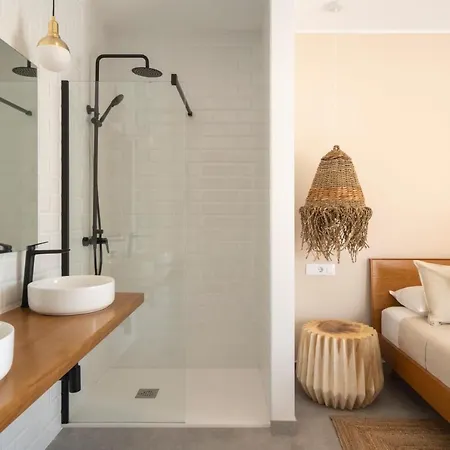 Noma - Design Space With Pool In Κοραλέχο