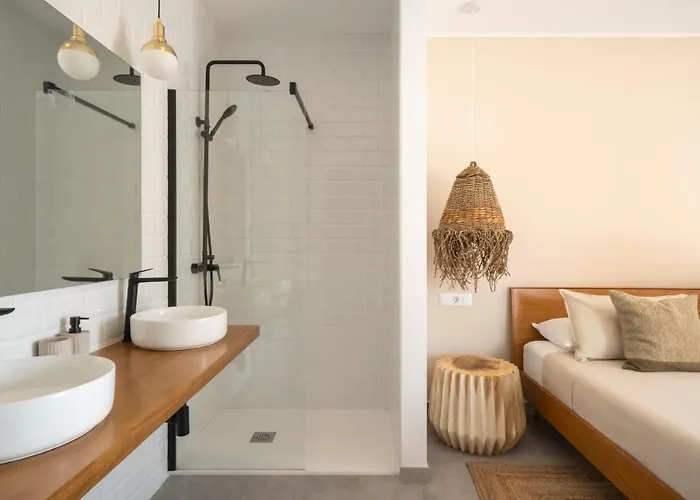 Noma - Design With Pool In - By Luna Коральео