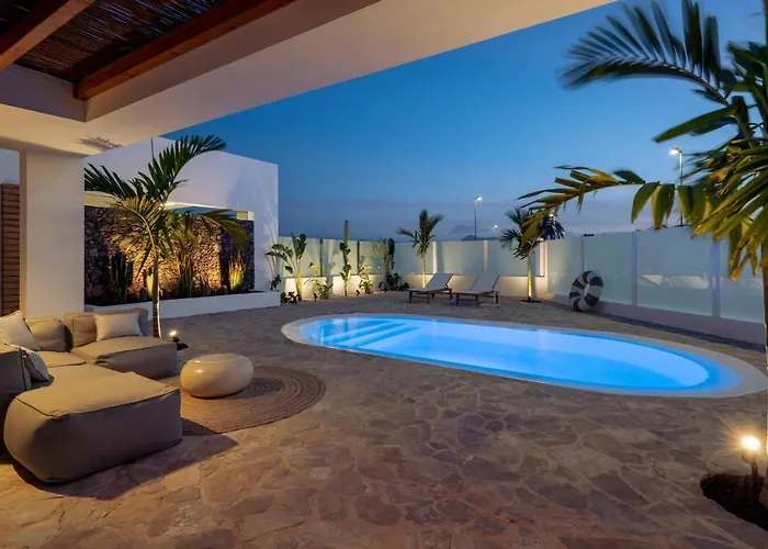 Noma - Design With Pool In - By Luna Коральео