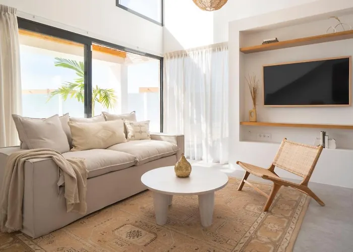 Noma - Design With Pool In - By Luna Вилла